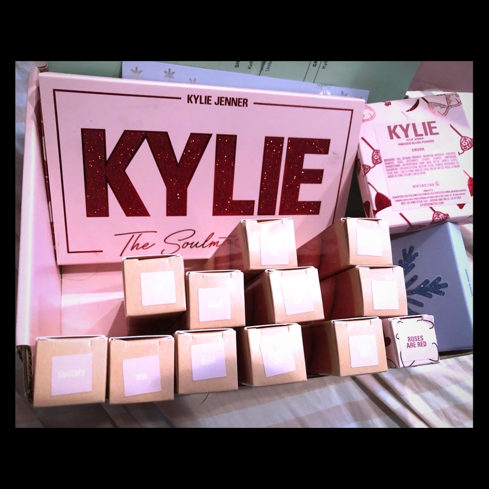 Kylie overload. High Gloss, highlighter, blush